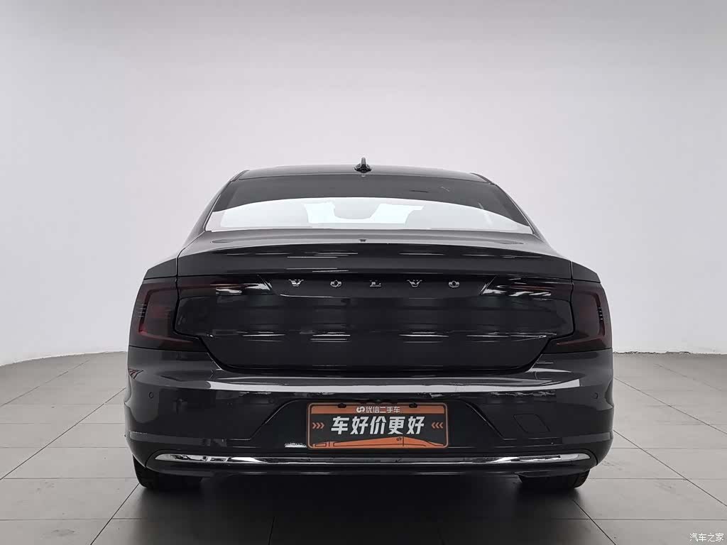 Volvo S90, 2021 4