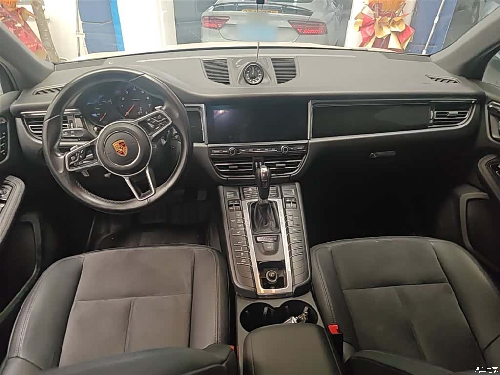 Porsche Macan, 2020 10