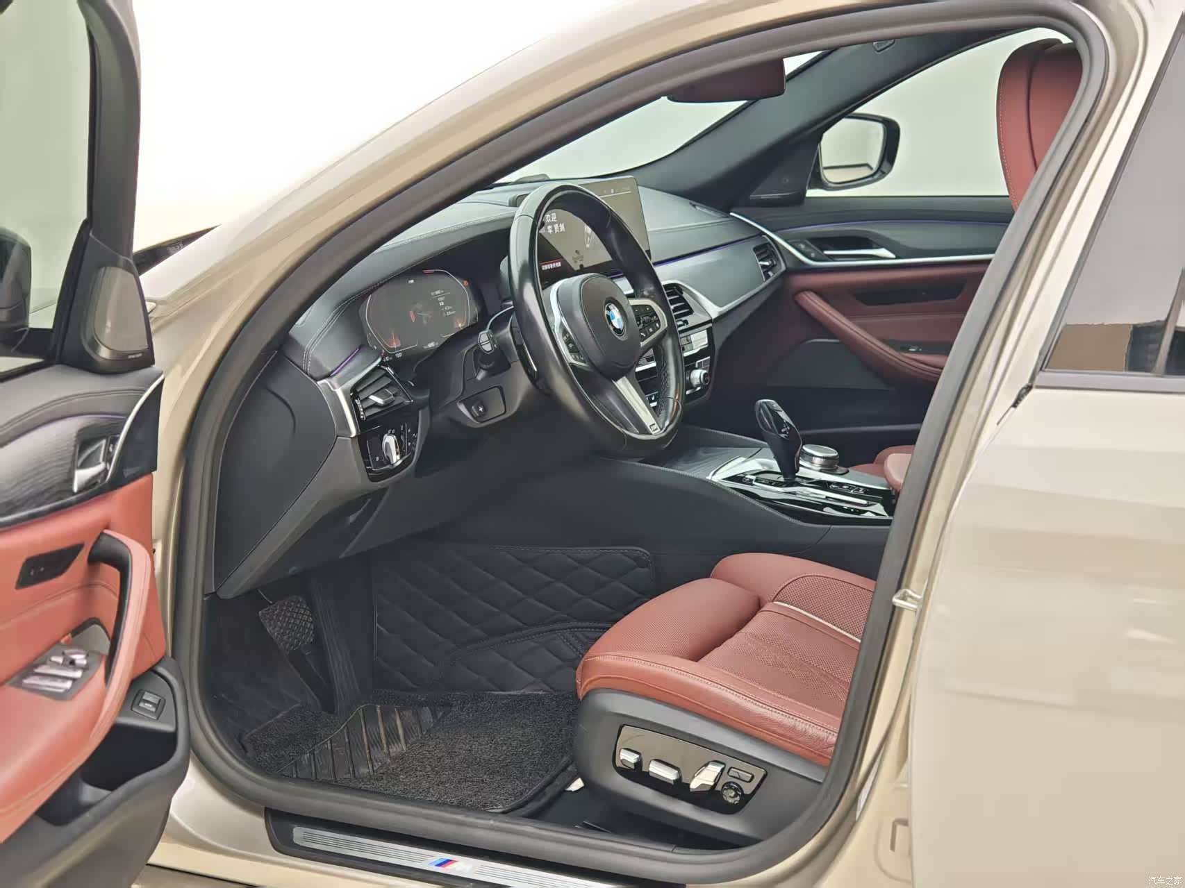 BMW 5 Series, 2021 все фото