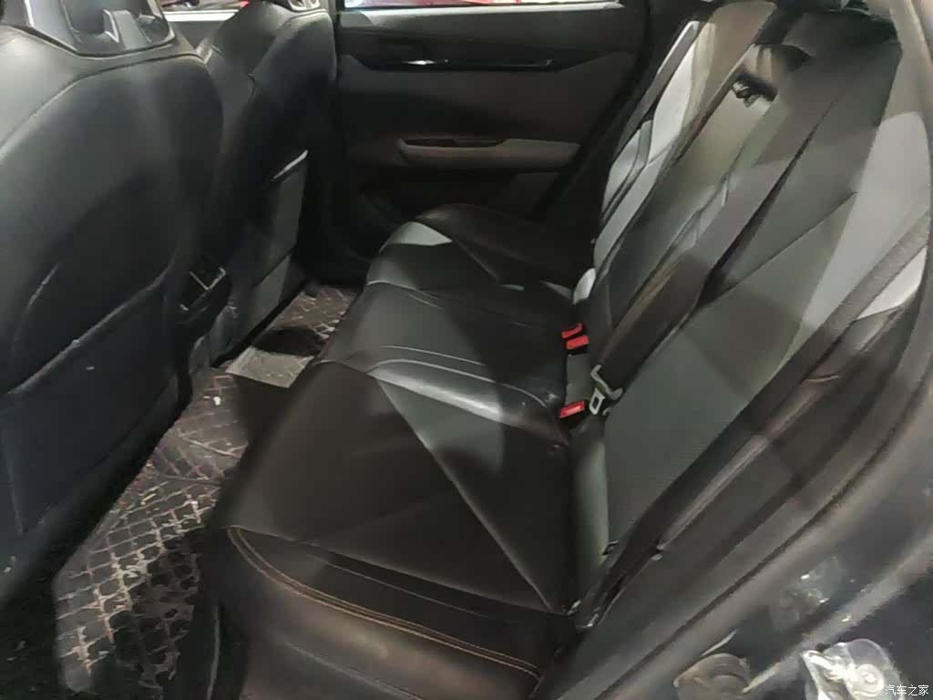 Changan UNI-V, 2022 17