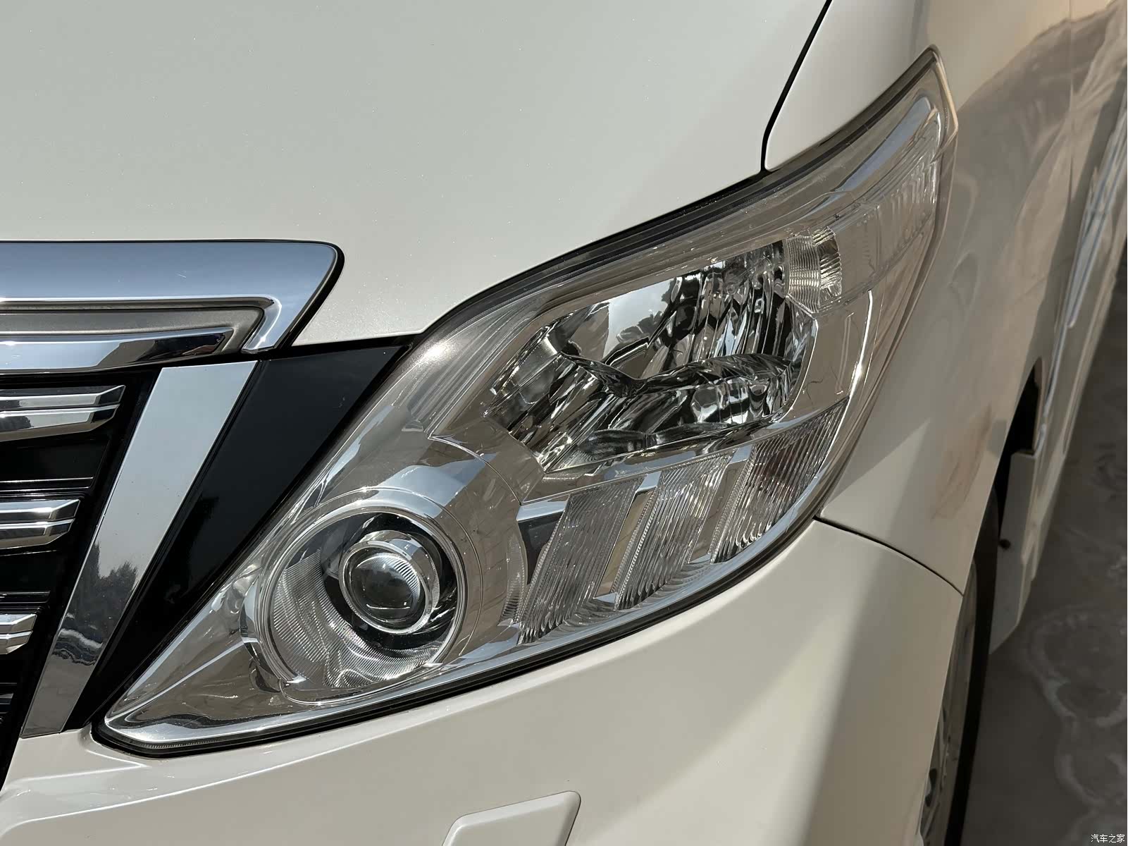 Toyota Alphard, 2014 16