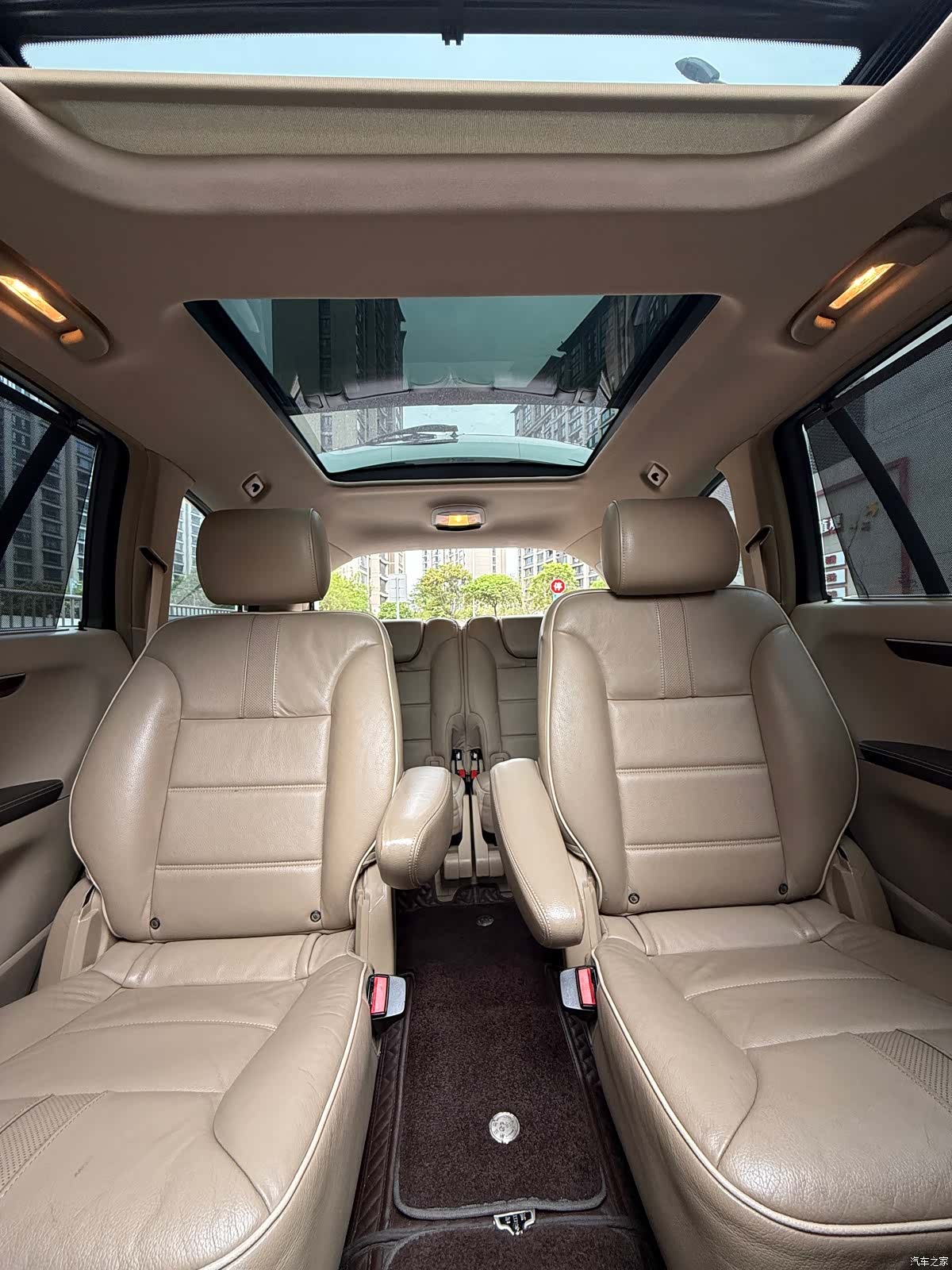 Mercedes-Benz R-Class, 2012 15