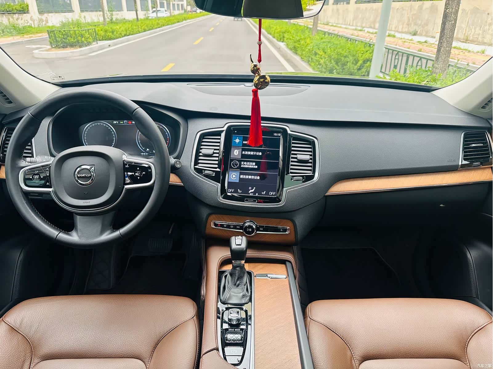 Volvo XC90, 2019 8