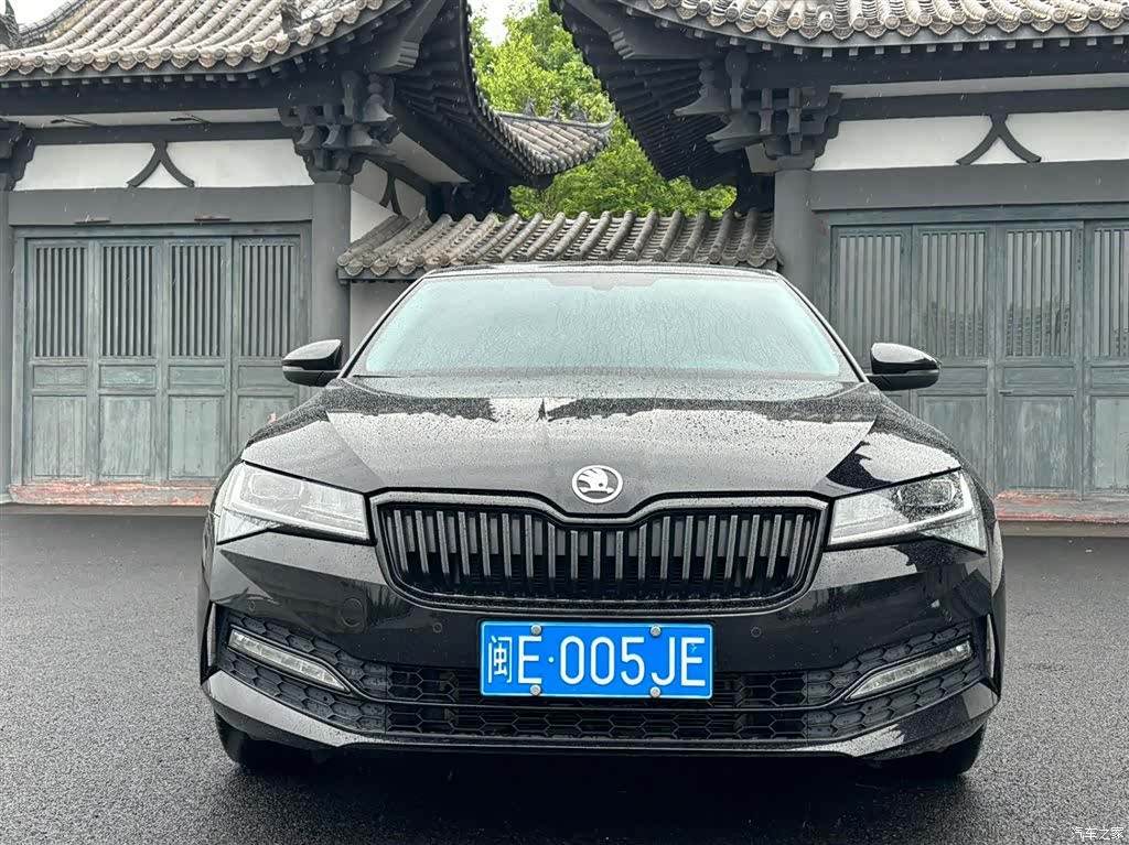 Skoda Superb, 2023 2