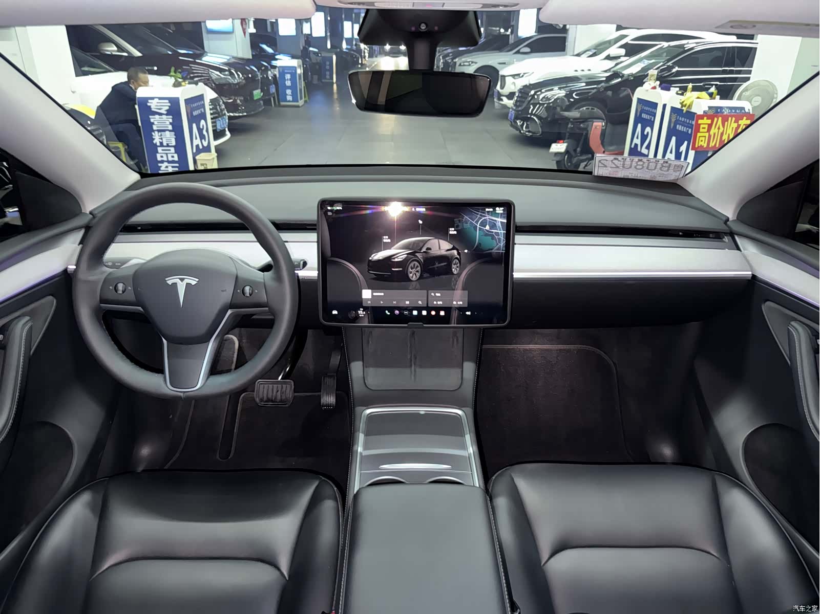 Tesla Model Y, 2023 6