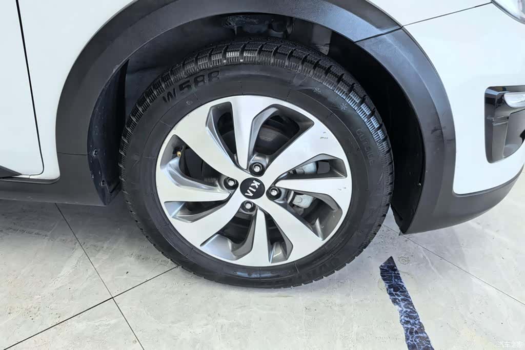 Kia KX, 2020 6