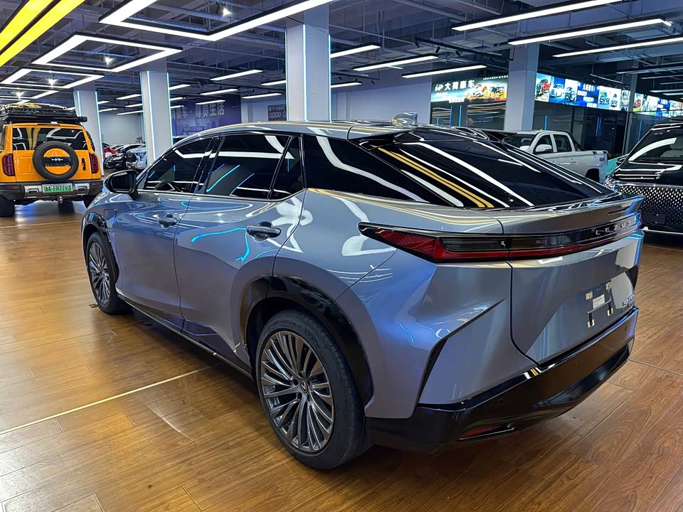 Lexus RZ Lexus RZ