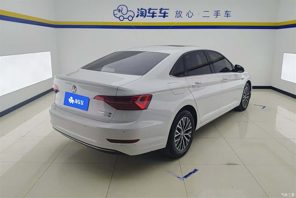 Volkswagen Sagitar, 2020 3