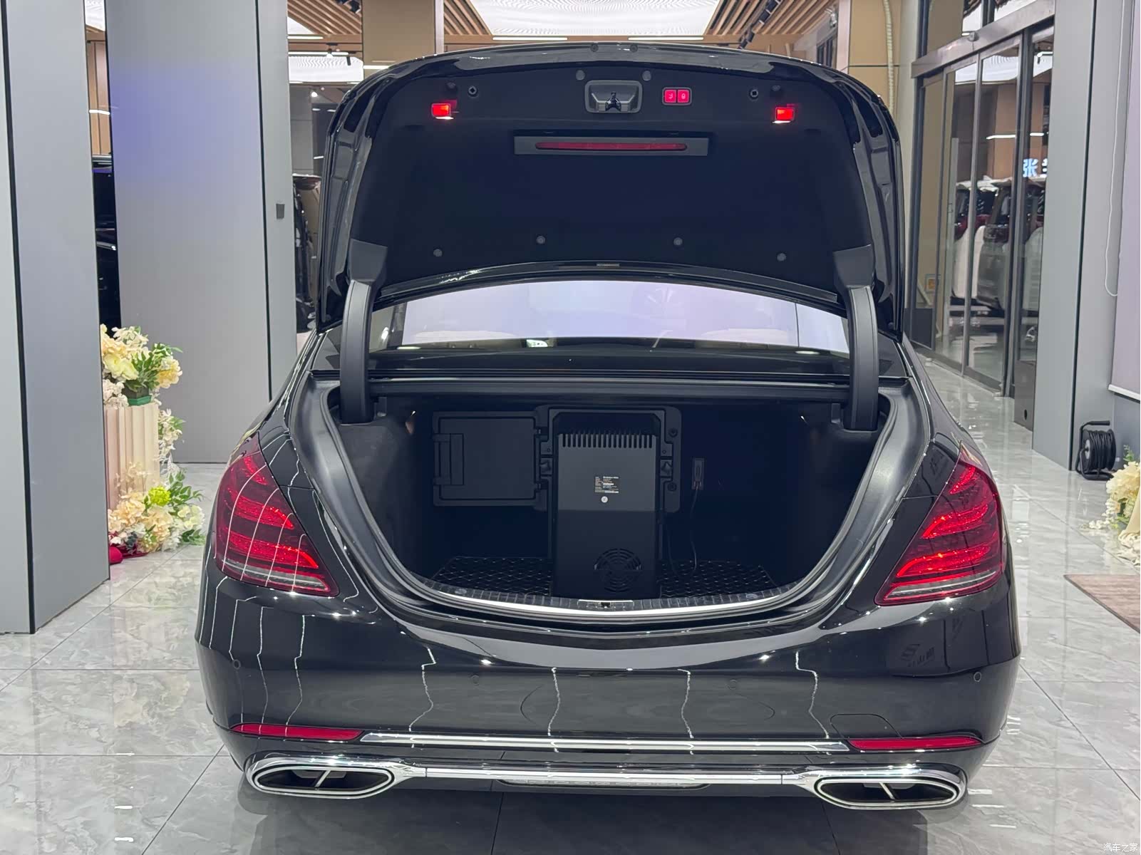 Maybach S-Class, 2020 12