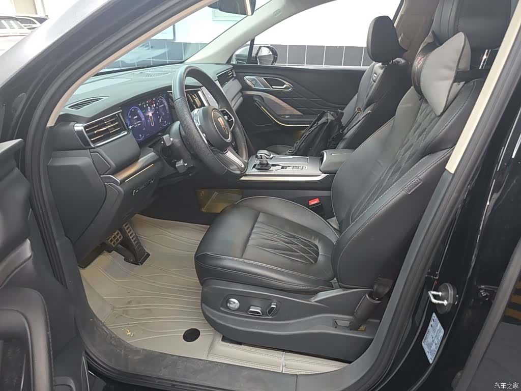 Hongqi HS7, 2025 22