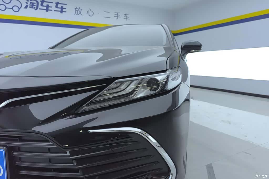 Toyota Camry, 2023 все фото