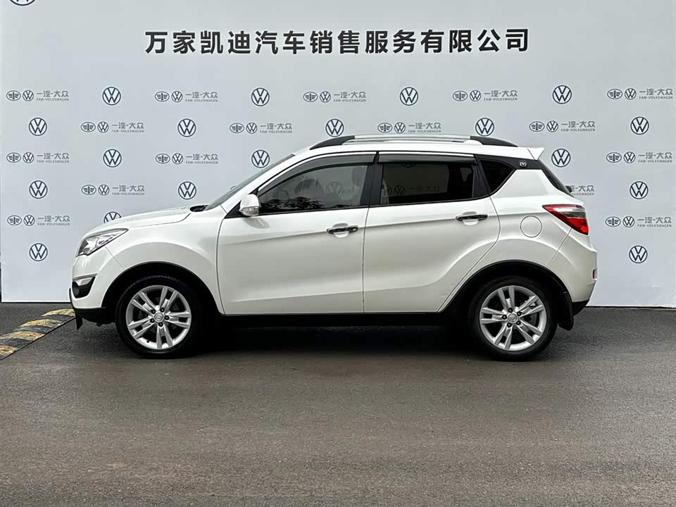 Changan CS35