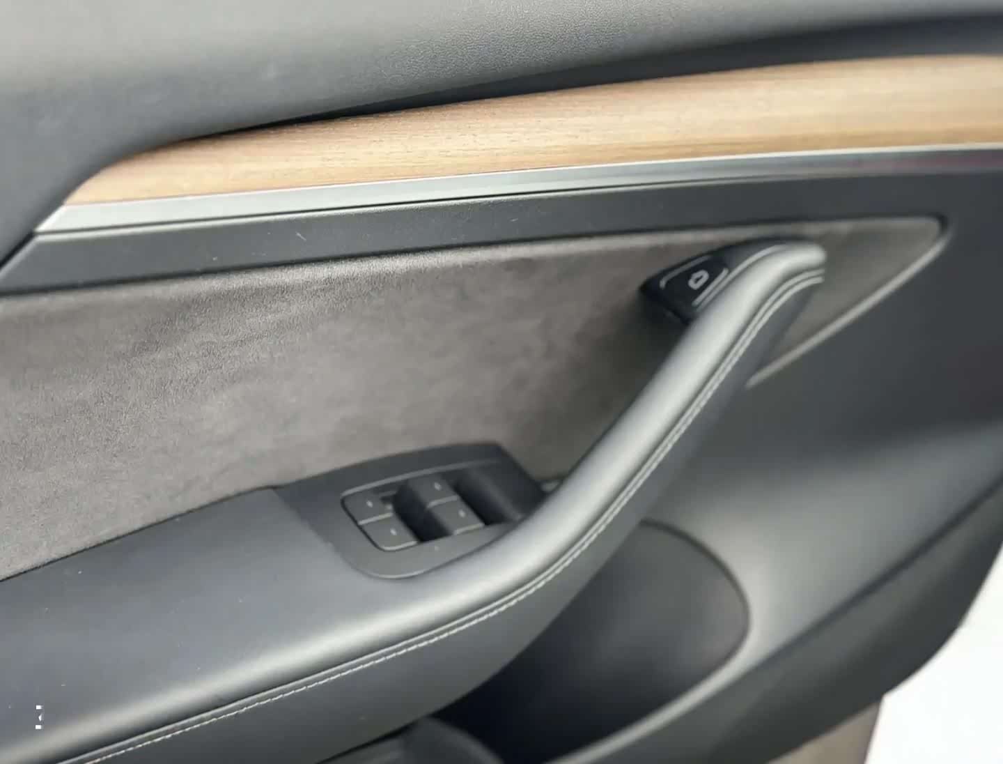 Tesla Model 3, 2021 11