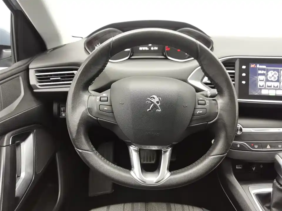 Peugeot 308S