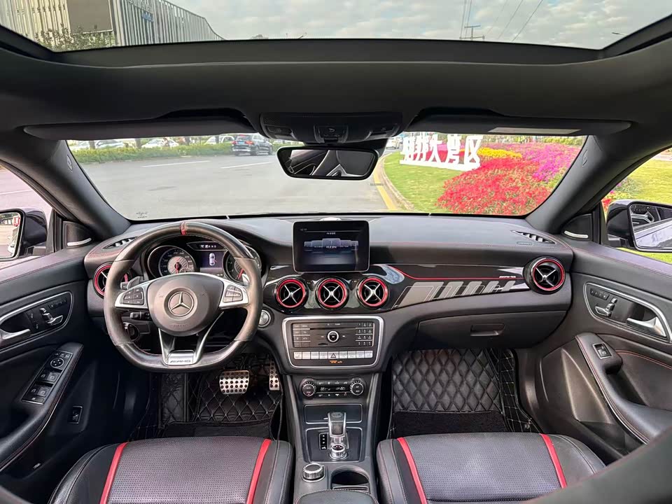 Mercedes-Benz CLA AMG