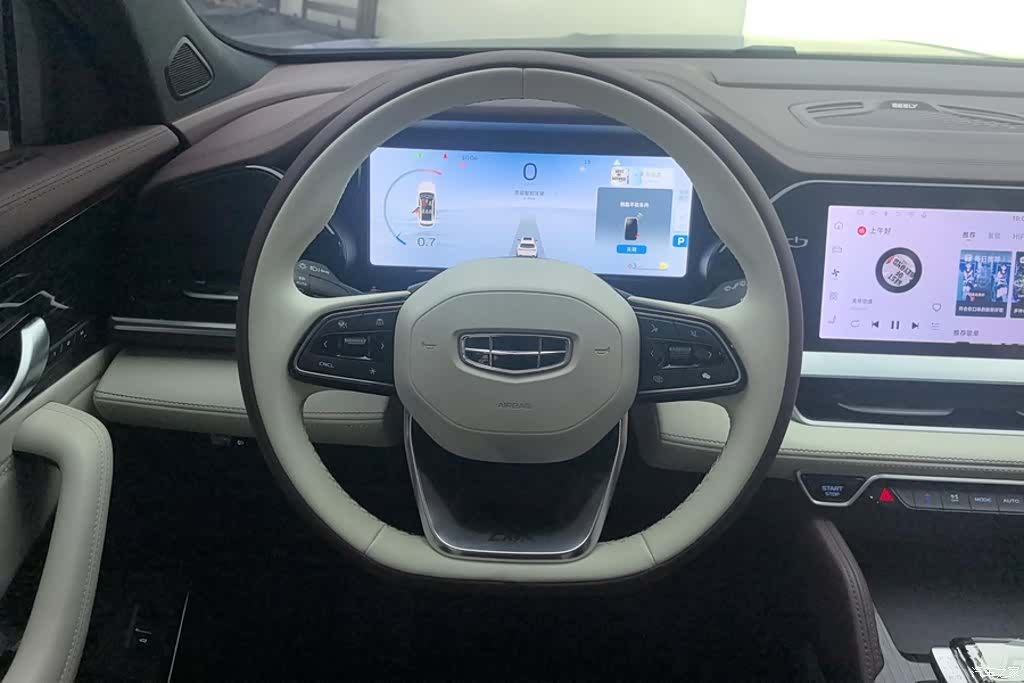 Geely Xingyue L, 2023 15