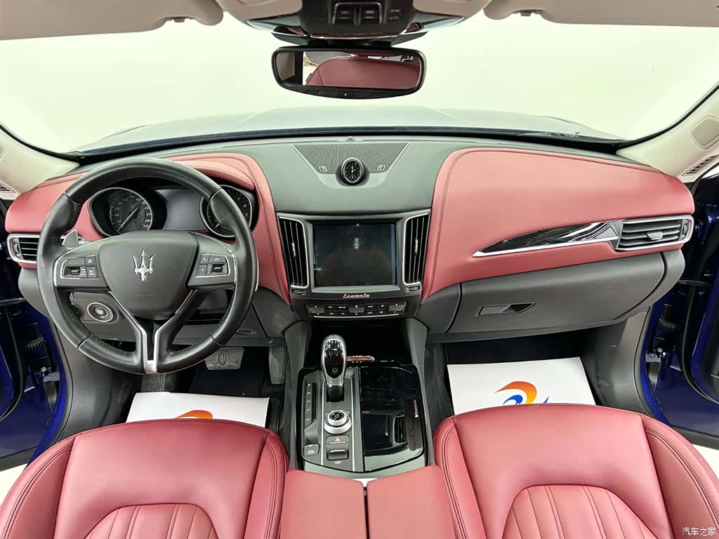 Maserati Levante, 2018 12