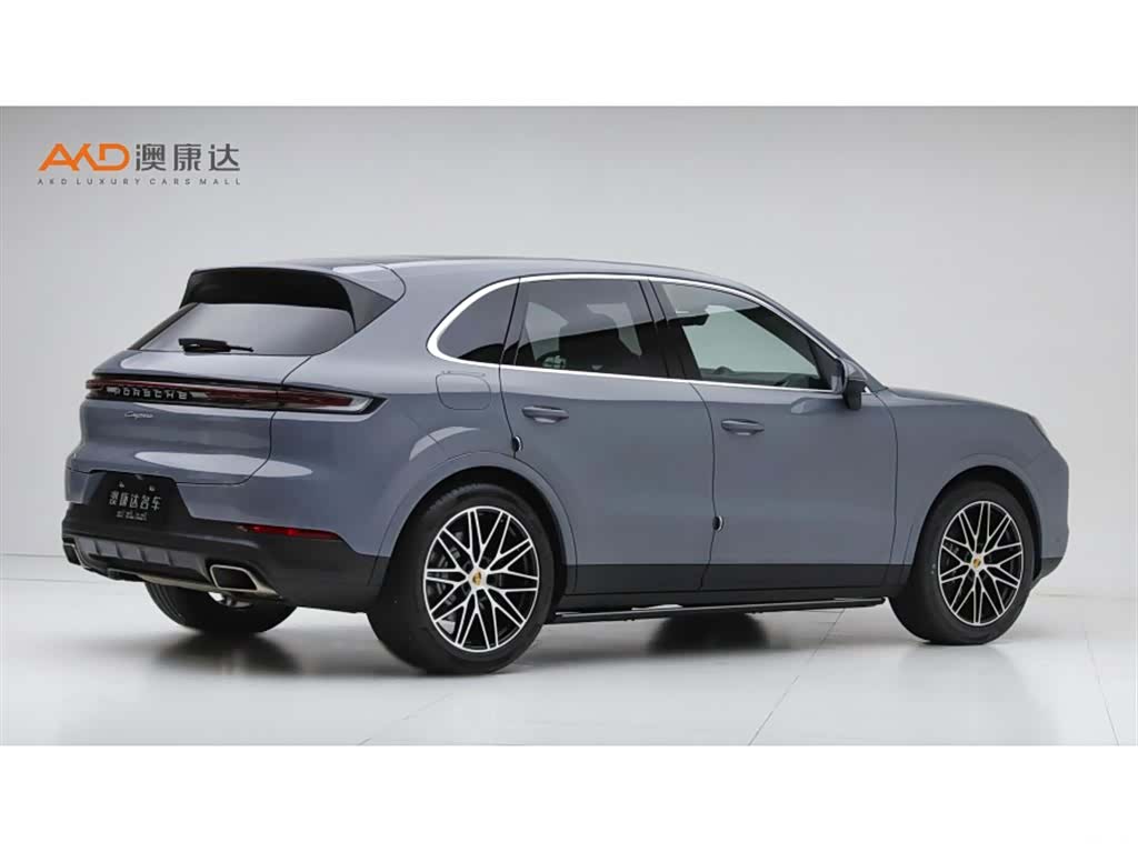 Porsche Cayenne, 2024 3