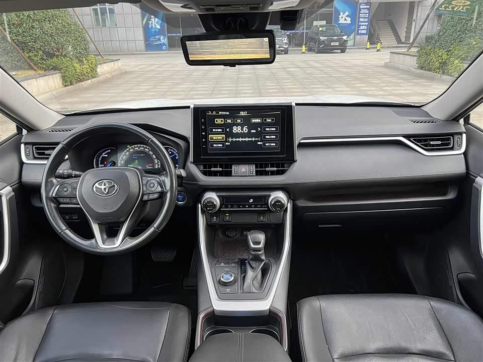 Toyota RAV4 Rongfang