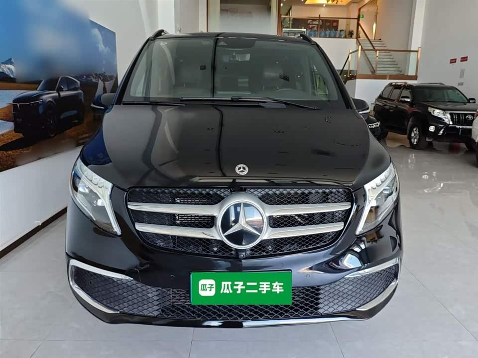 Mercedes-Benz V-class