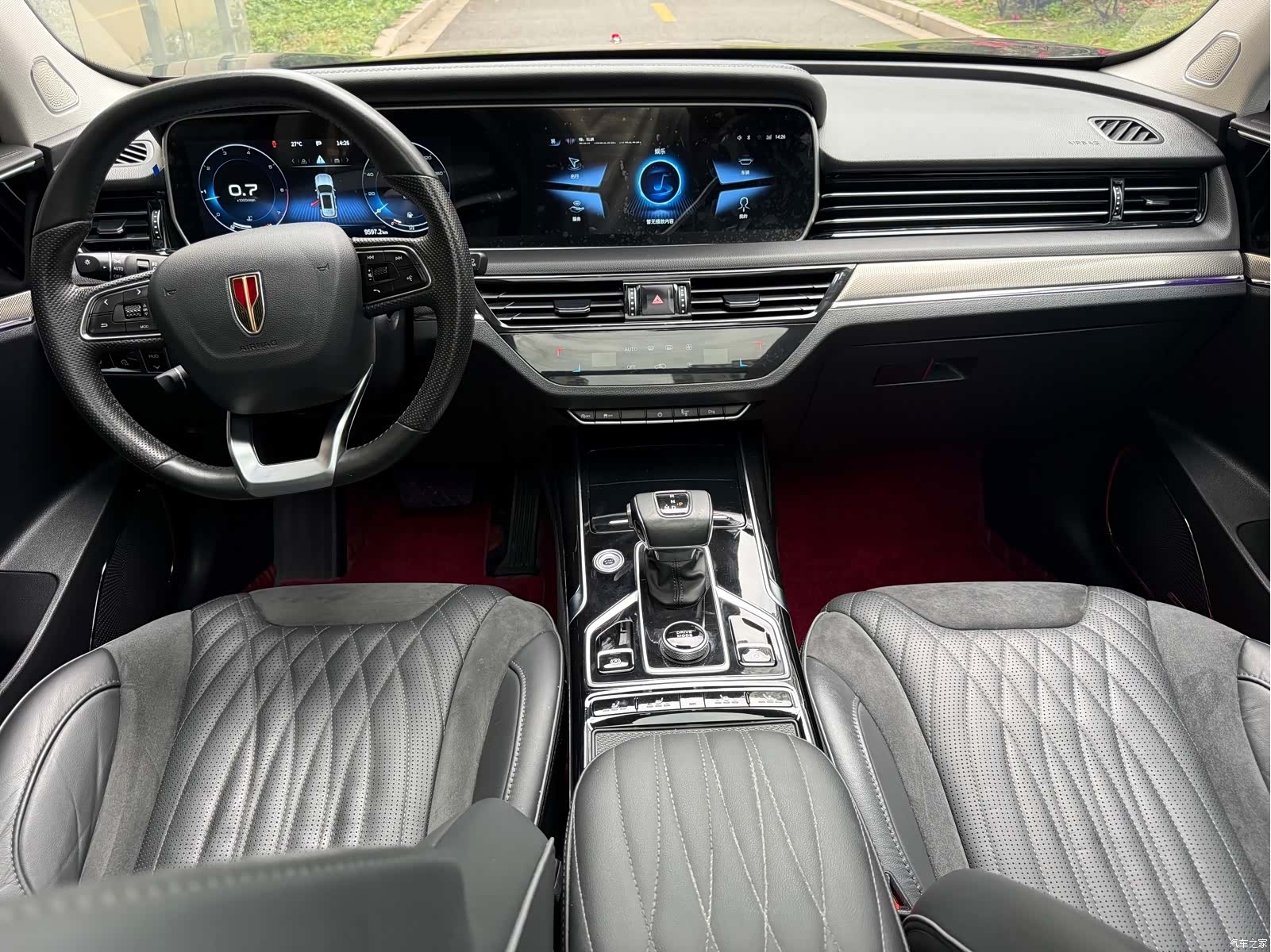 Hongqi HS5, 2023 все фото