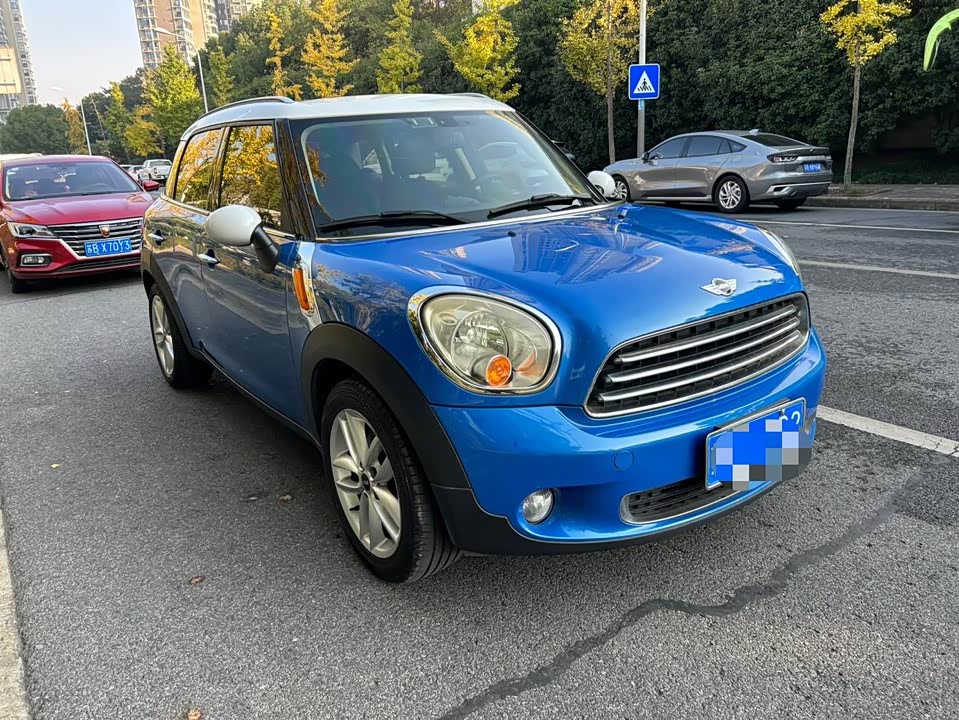 MINI COUNTRYMAN