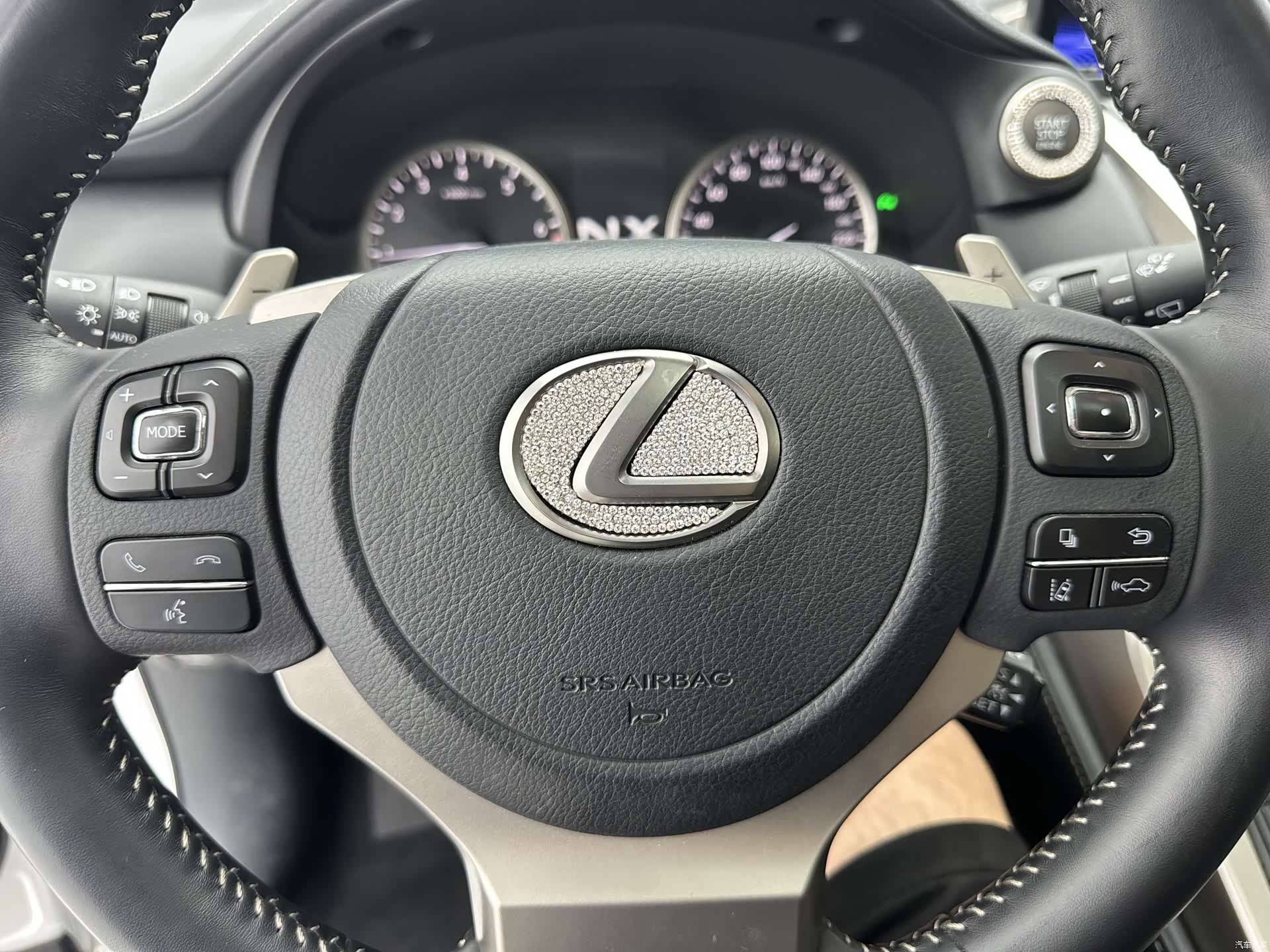 Lexus NX, 2021 14