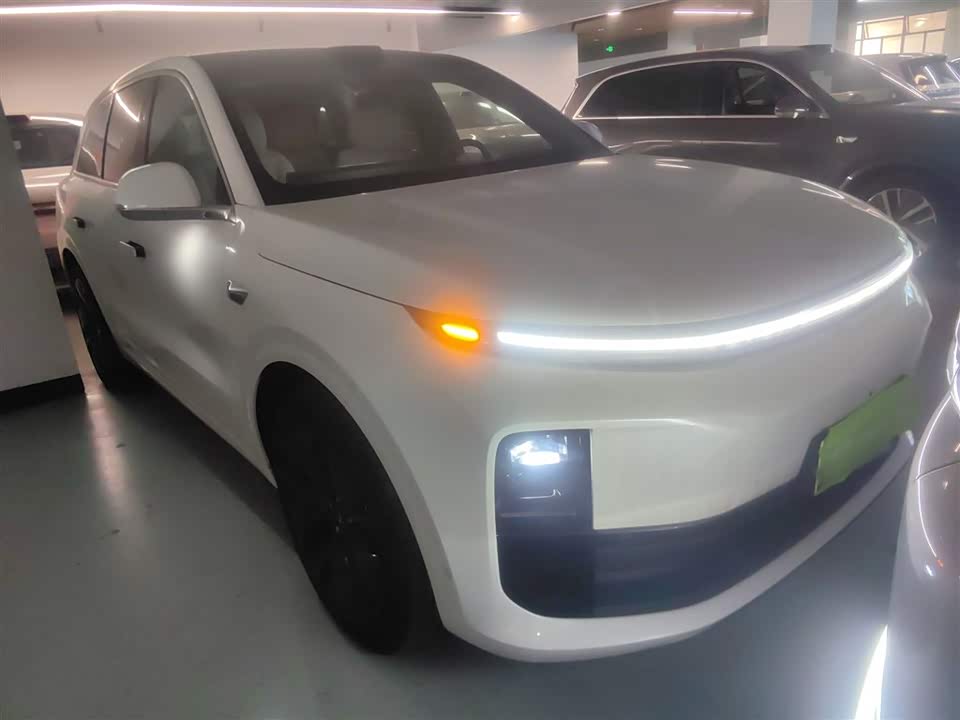 Li Auto Ideal L6