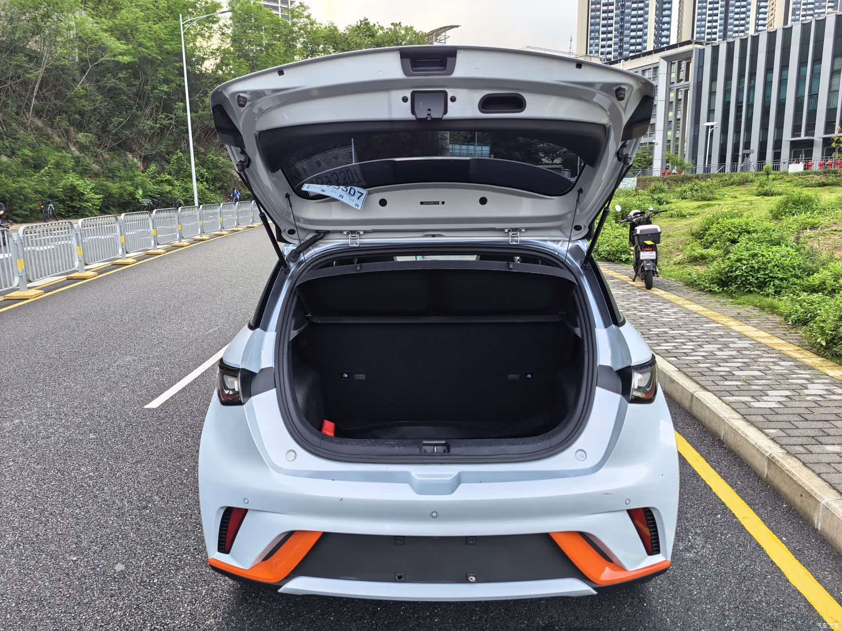BYD Dolphin, 2022 12