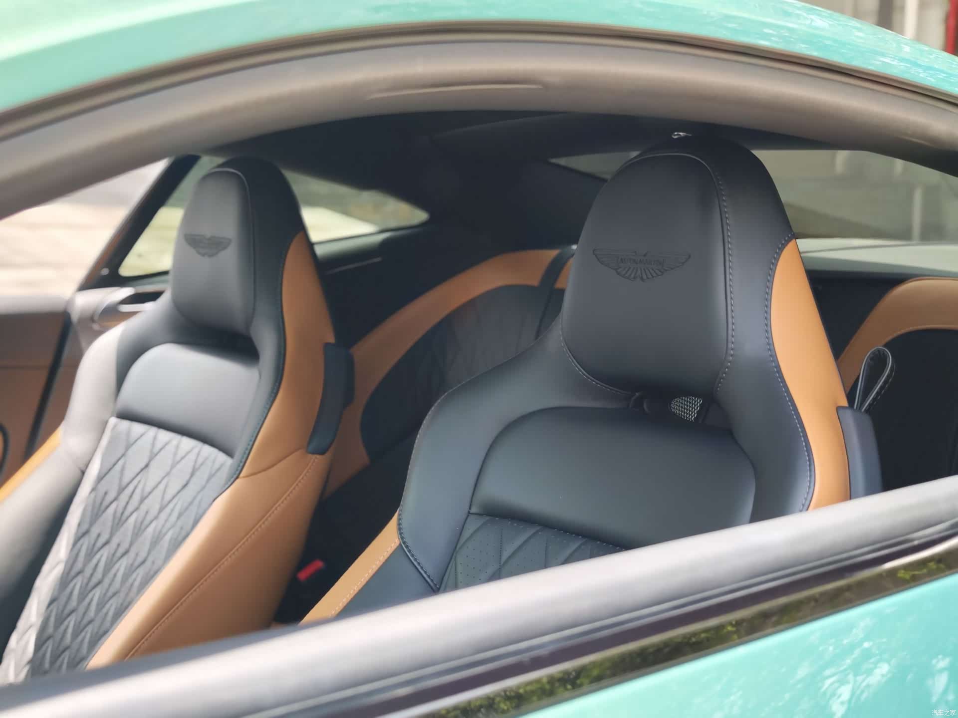 Aston Martin DB12, 2024 20
