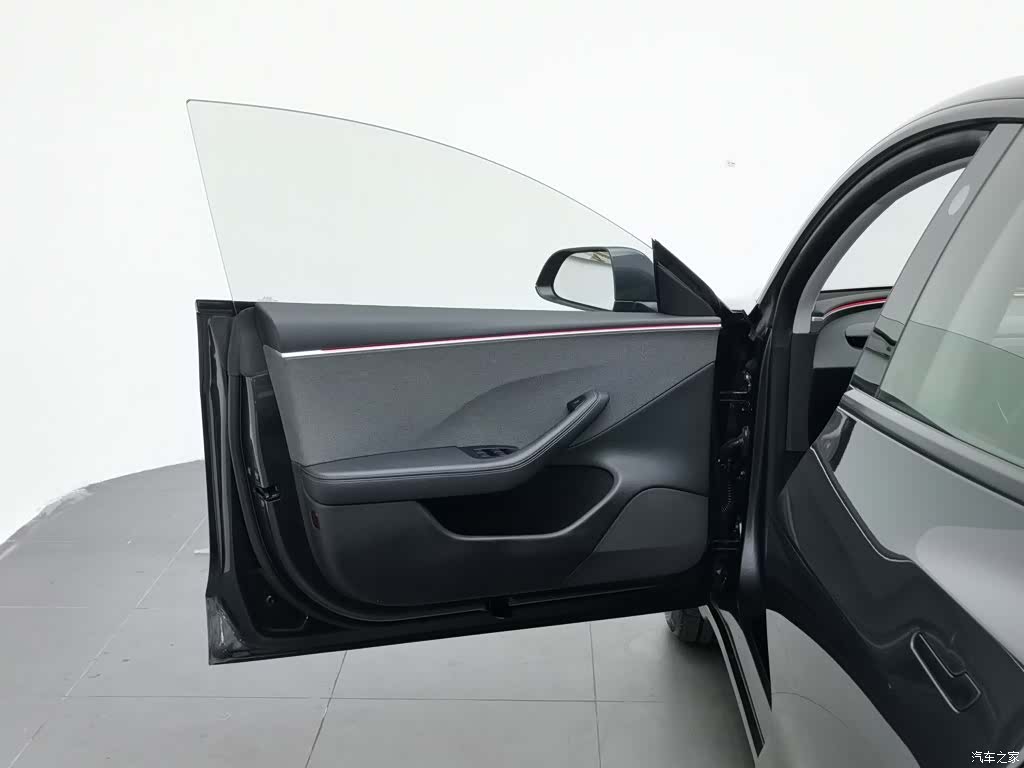 Tesla Model 3, 2024 8