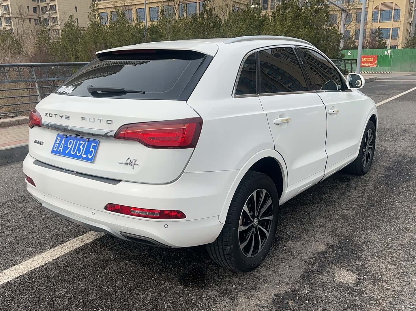 Zotye SR7, 2016 7