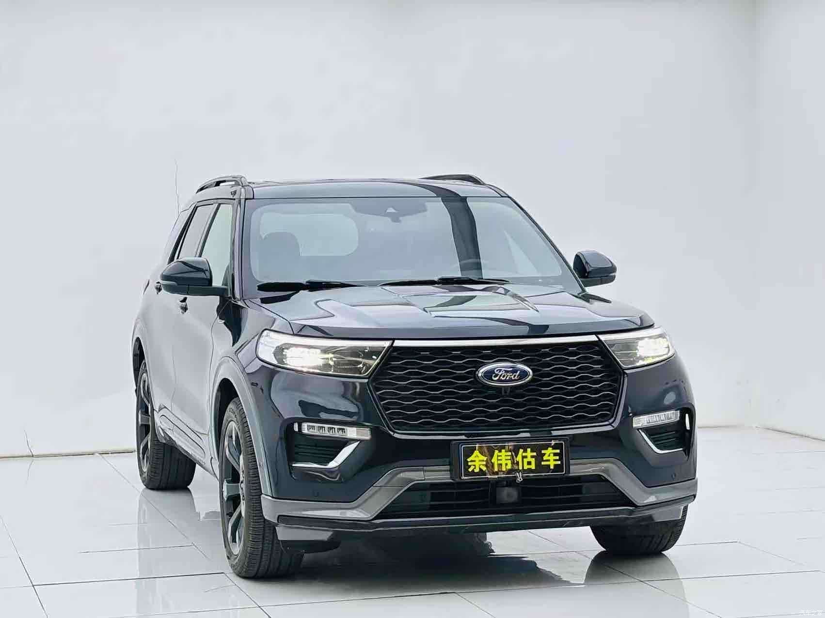 Ford Explorer, 2021 3