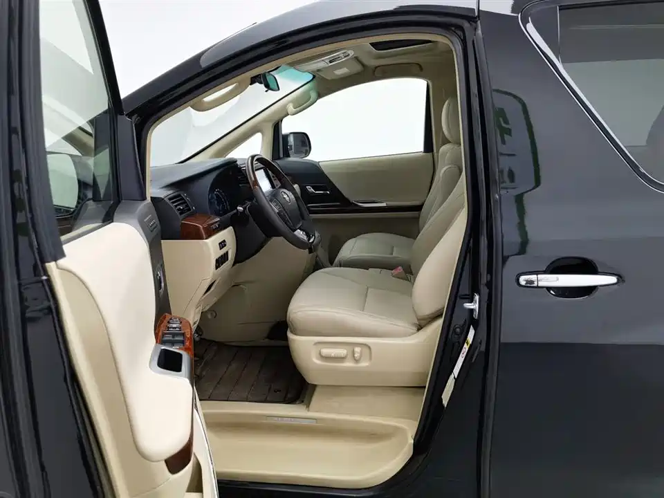 Toyota Elfa Toyota Elfa