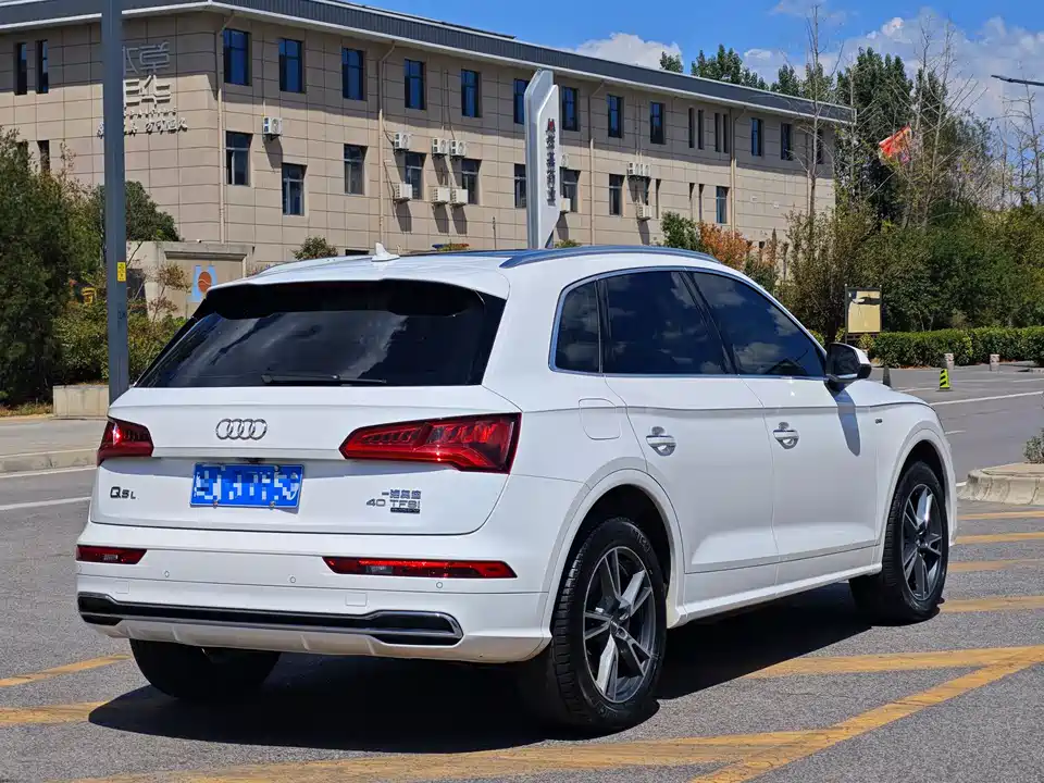 Audi Q5L Audi Q5L