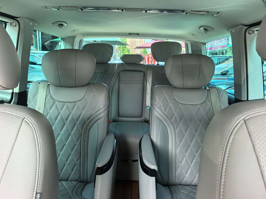 Volkswagen Multivan 2015, фото 14