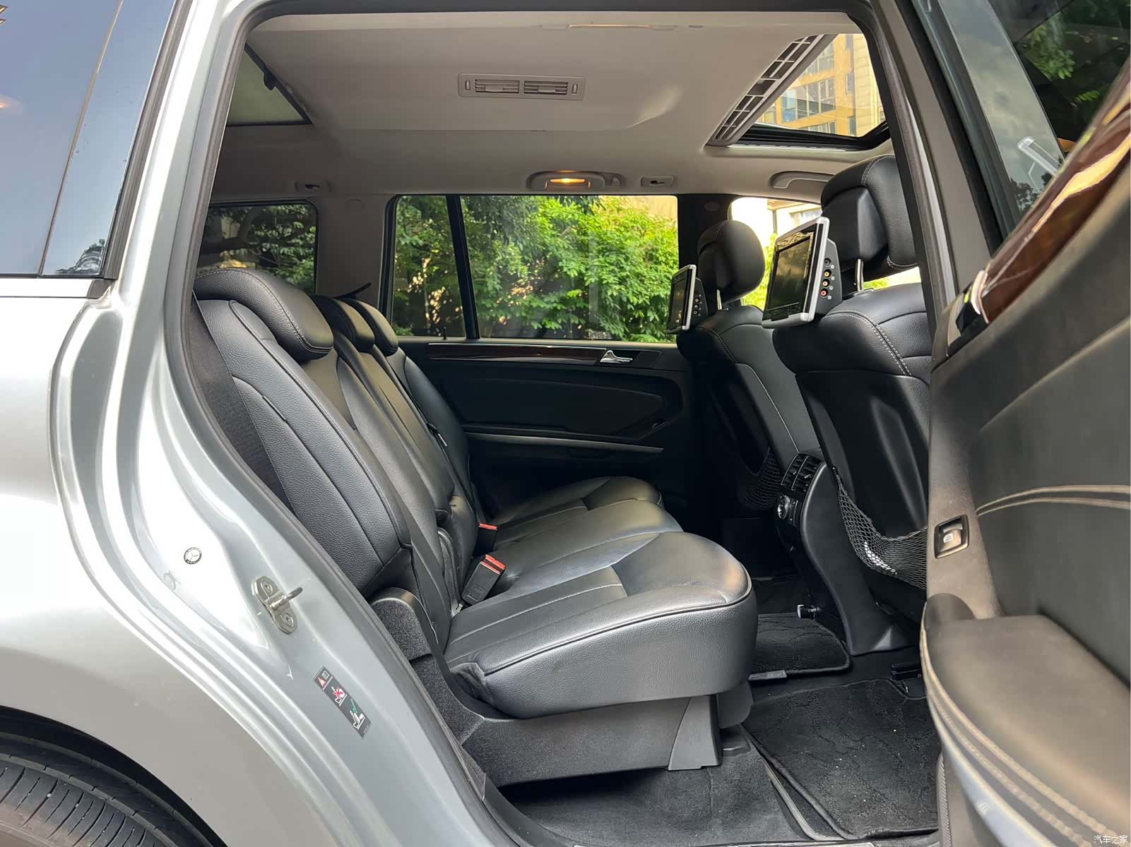 Mercedes-Benz GL-Class, 2010 14