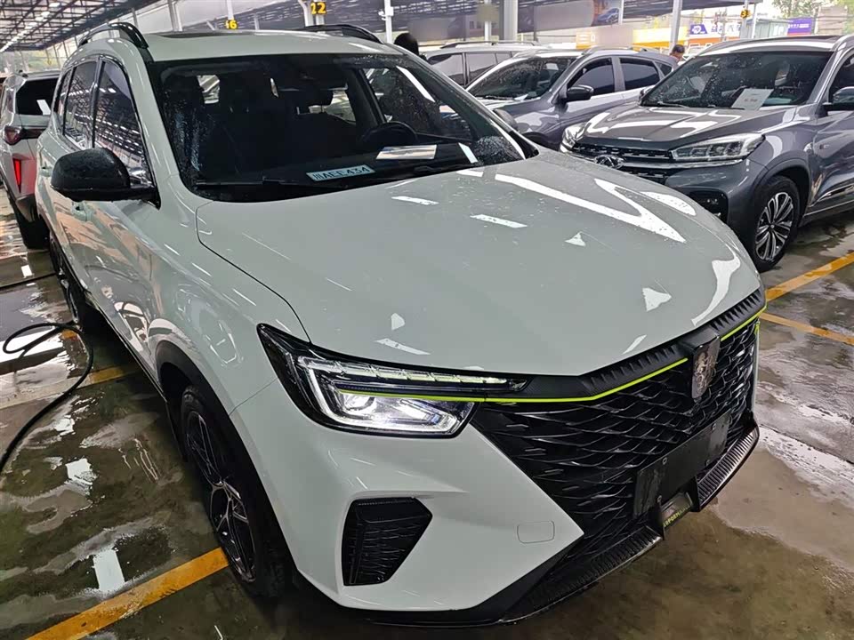 Roewe RX5