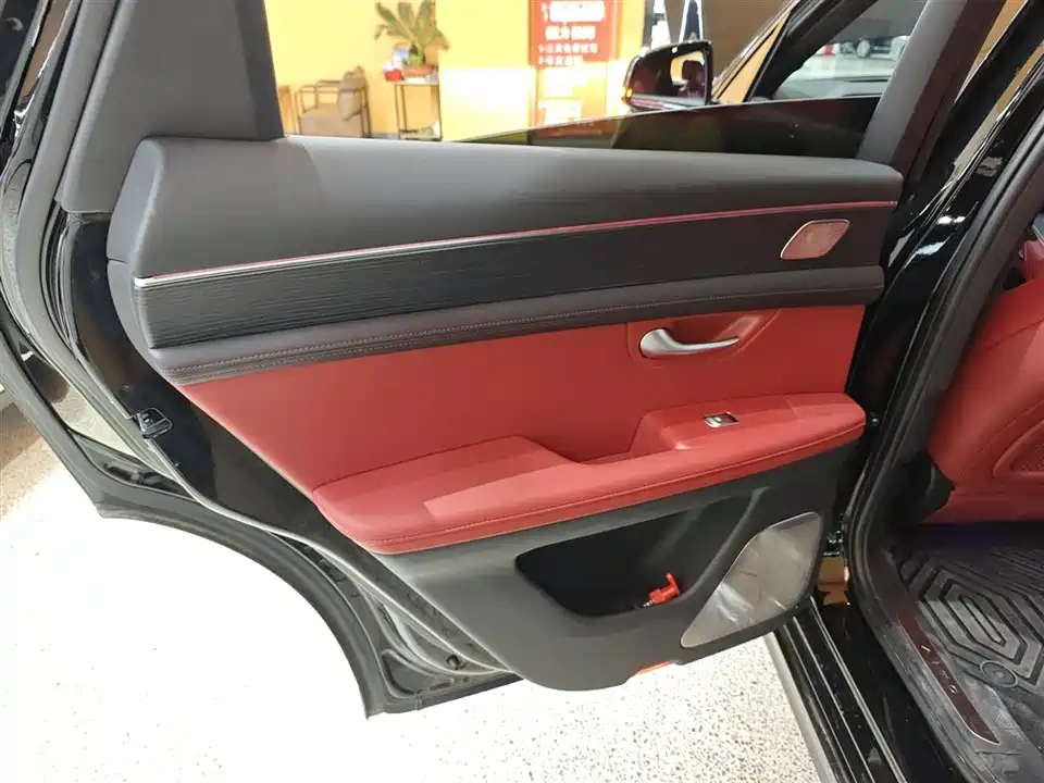 HarmonyOS Ask the world M5