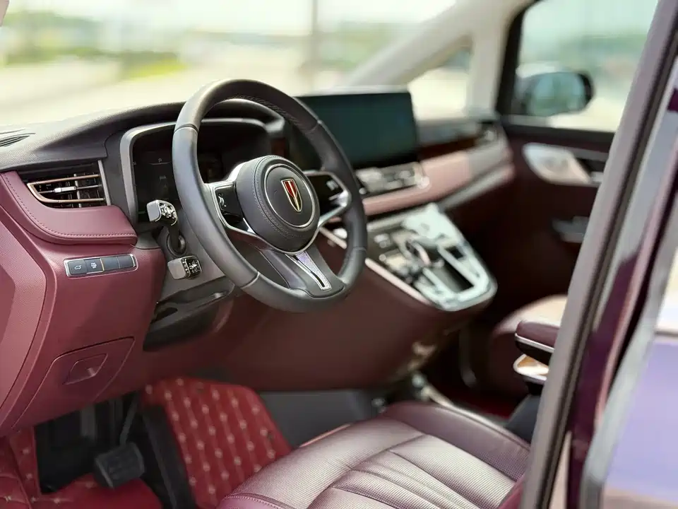 Hongqi HQ9