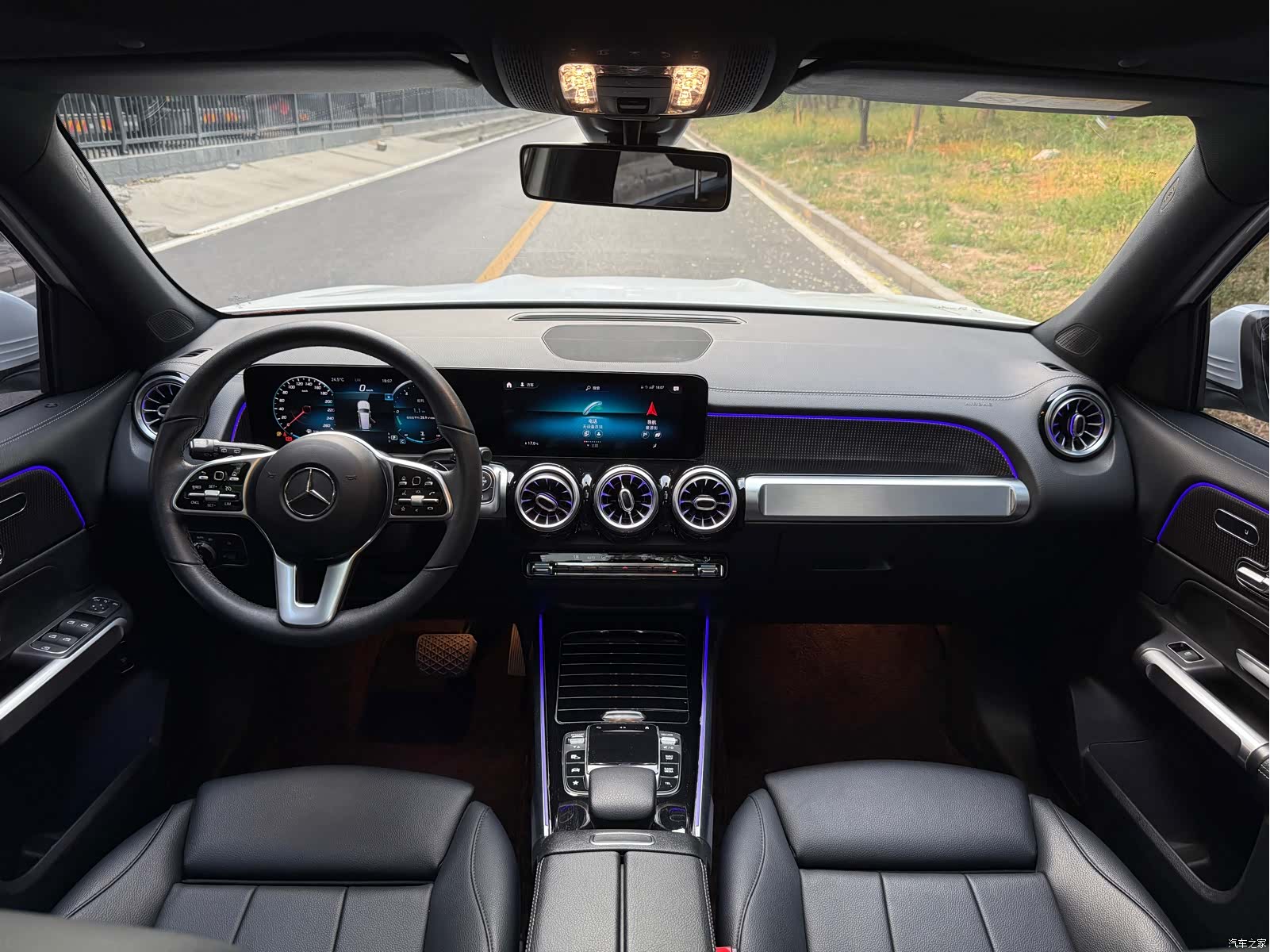 Mercedes-Benz GLB, 2021 9