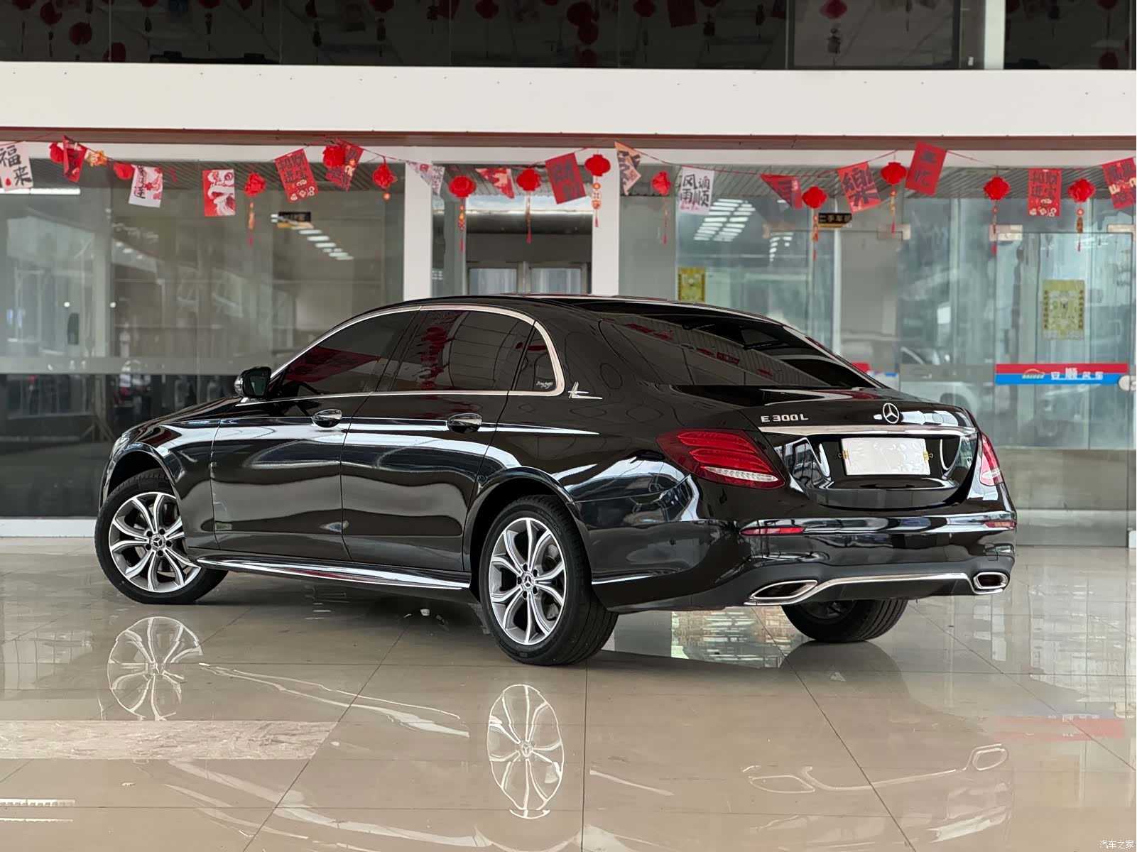 Mercedes-Benz E-Class, 2020 4
