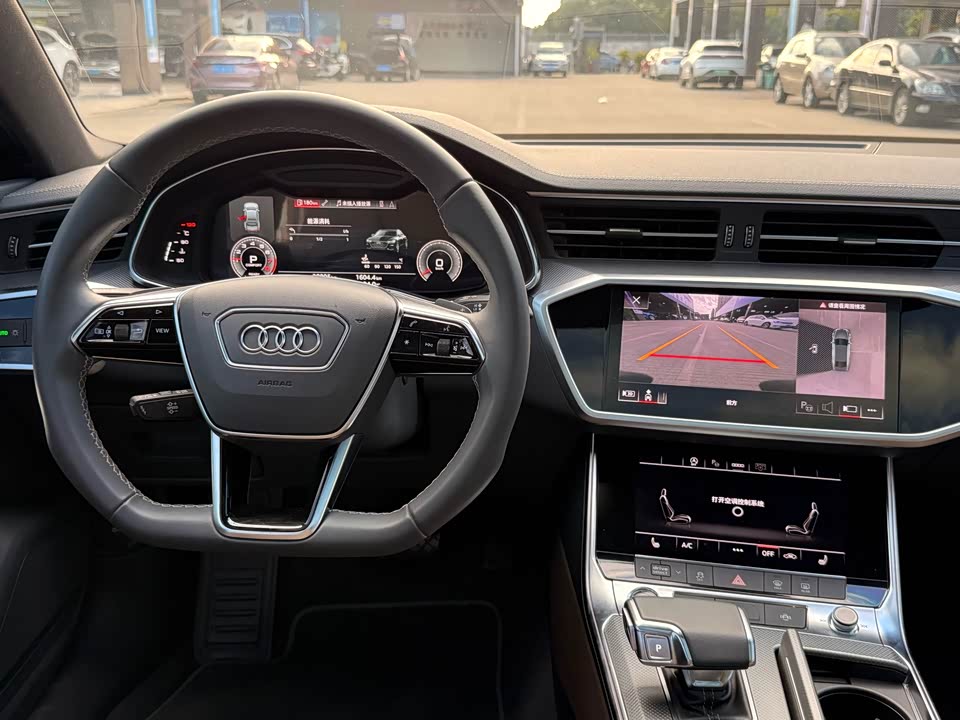 Audi A7L