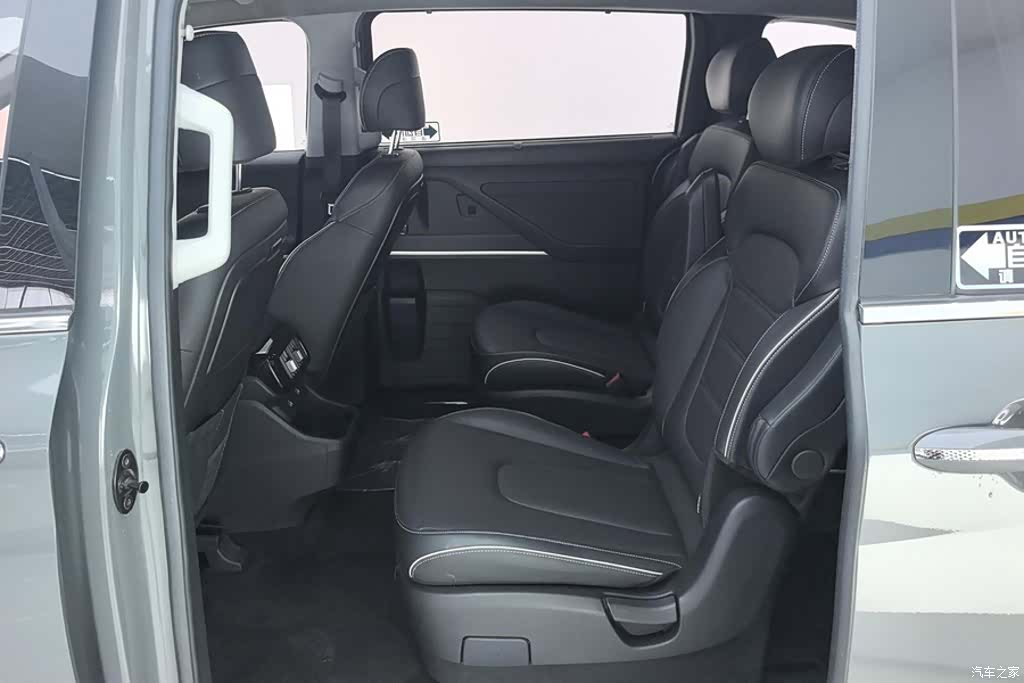 Hyundai Custo, 2022 11