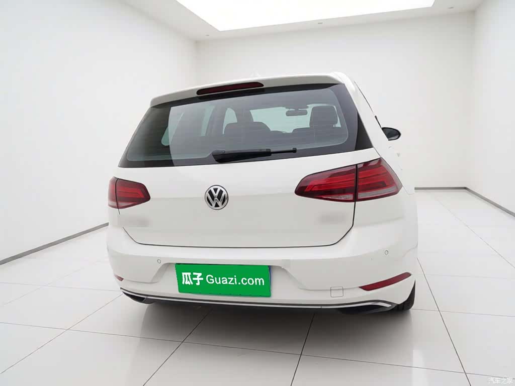 Volkswagen Golf, 2020 3