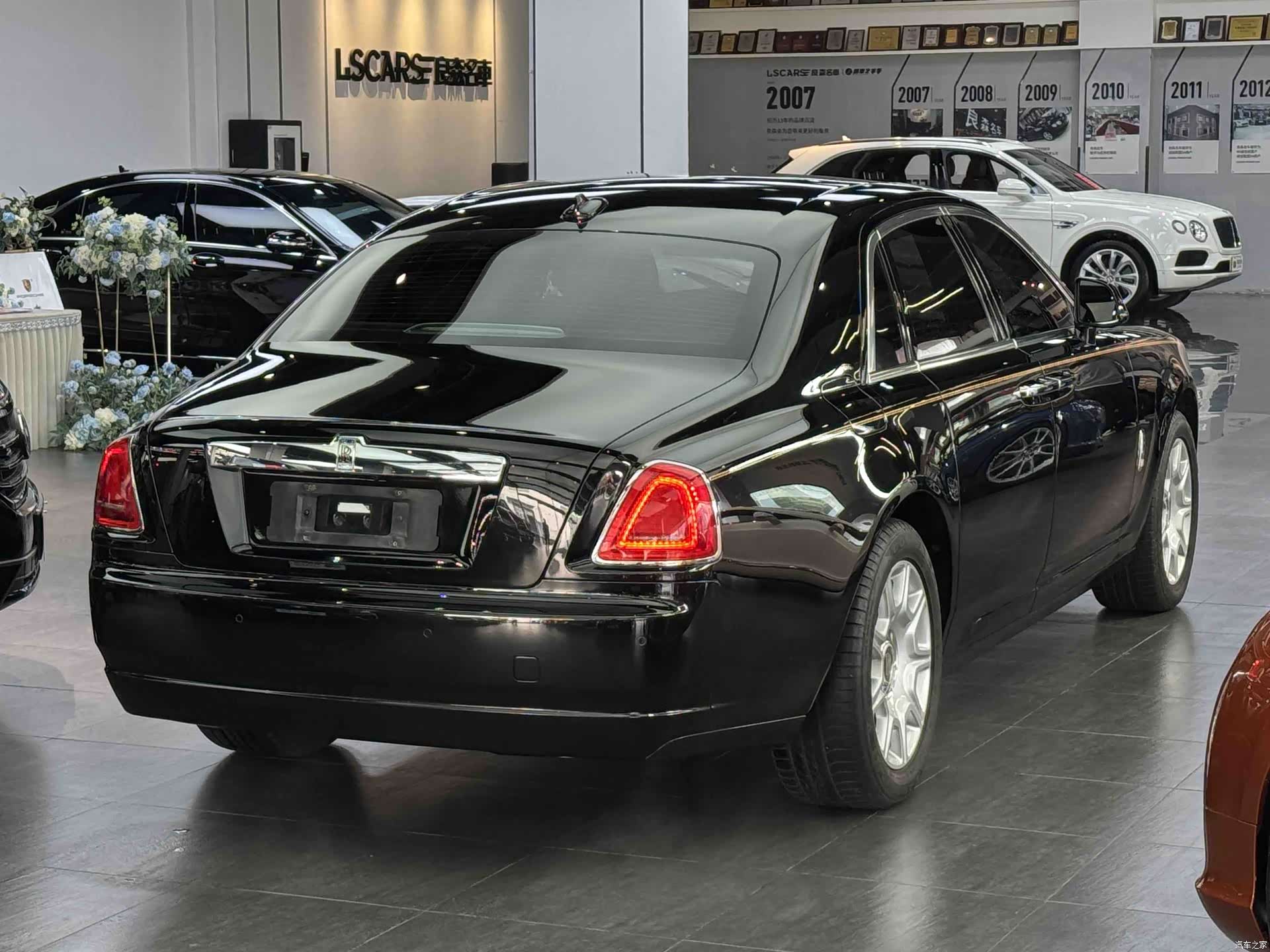 Rolls-Royce Ghost, 2013 6
