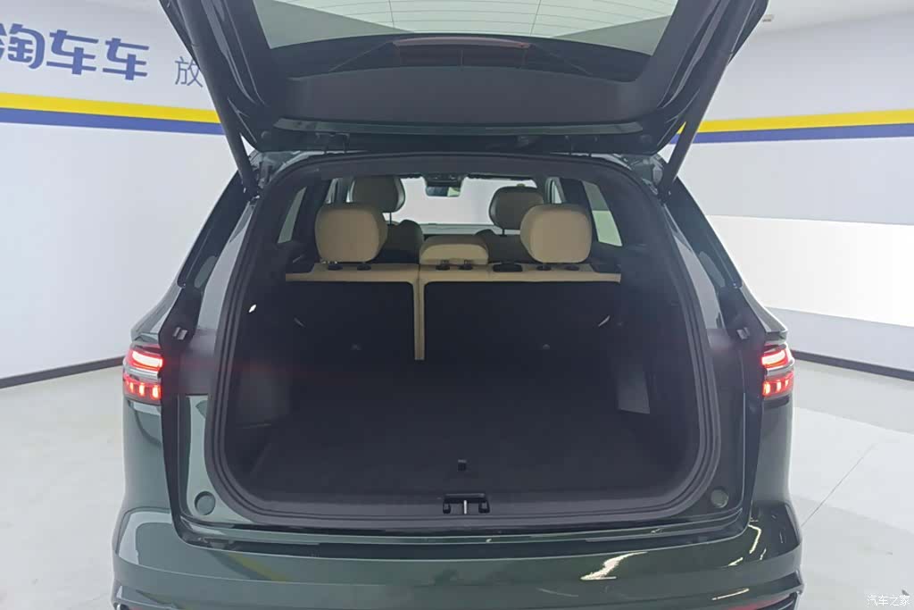 Geely Xingyue L, 2024 4