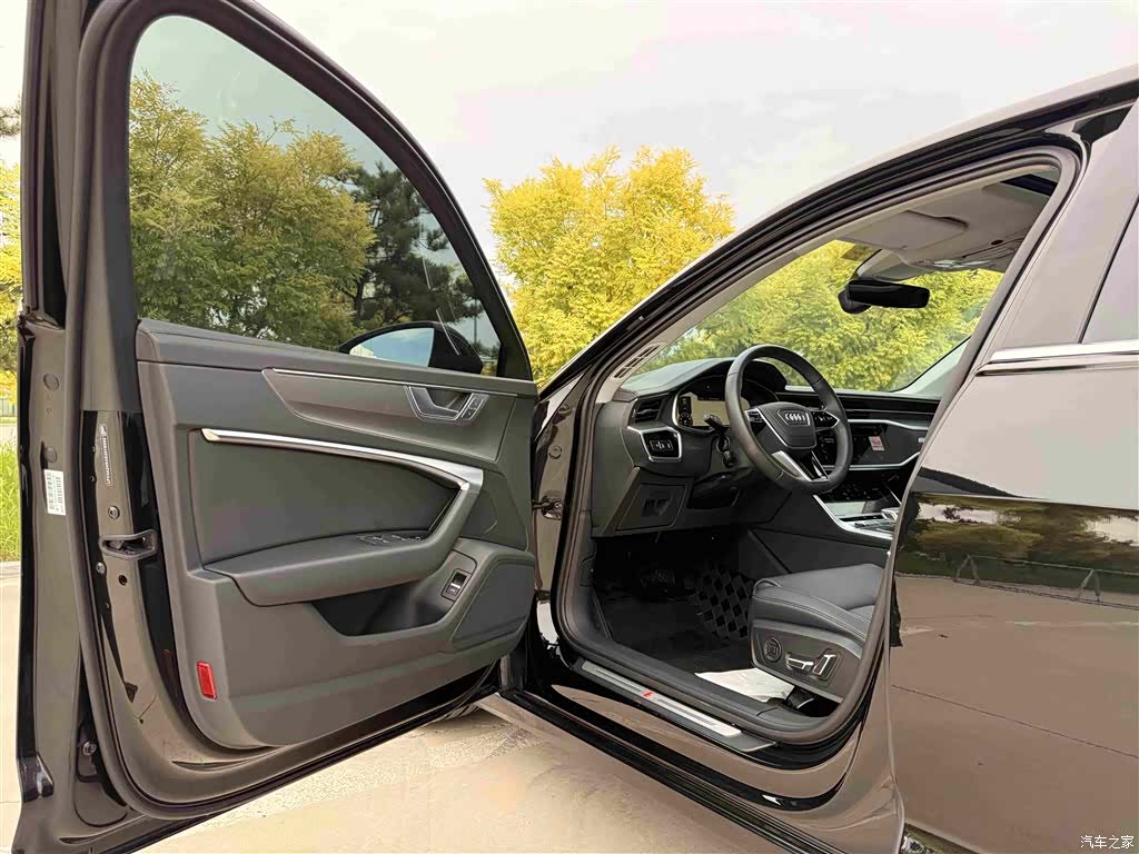 Audi A6L, 2025 4