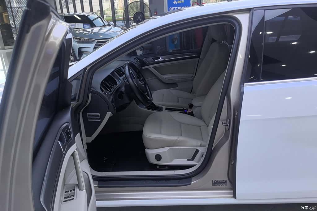 Volkswagen Golf, 2014 8