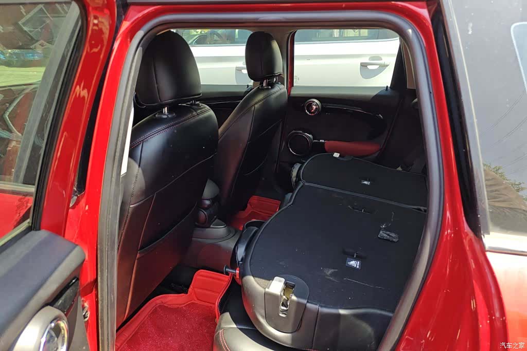 Mini ONE, 2019 11